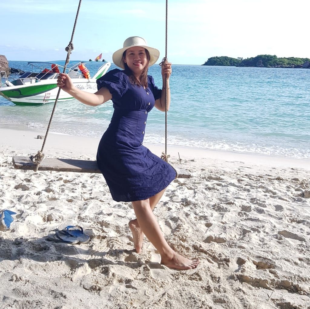 CHỊ PHAN MỸ HẠNH - CEO ROSY
