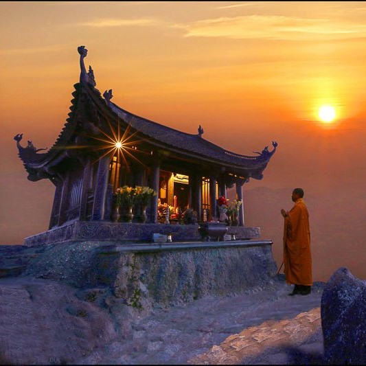 HÀ NỘI – TRÀNG AN – BÁI ĐÍNH – HẠ LONG – KDL YÊN TỬ